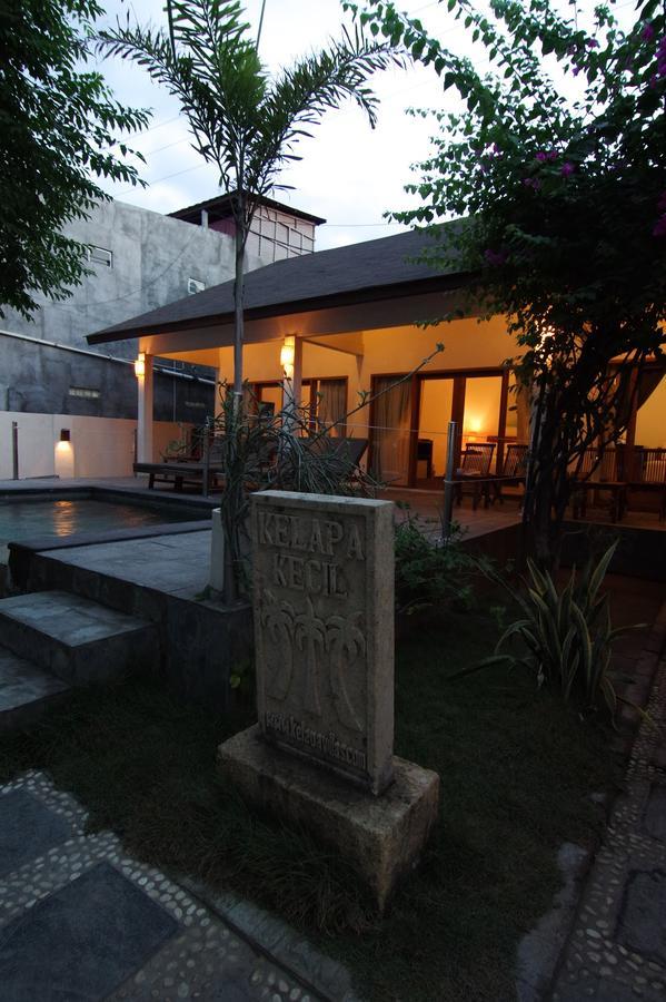 Kelapa Kecil Hotel Gili Trawangan Exterior photo